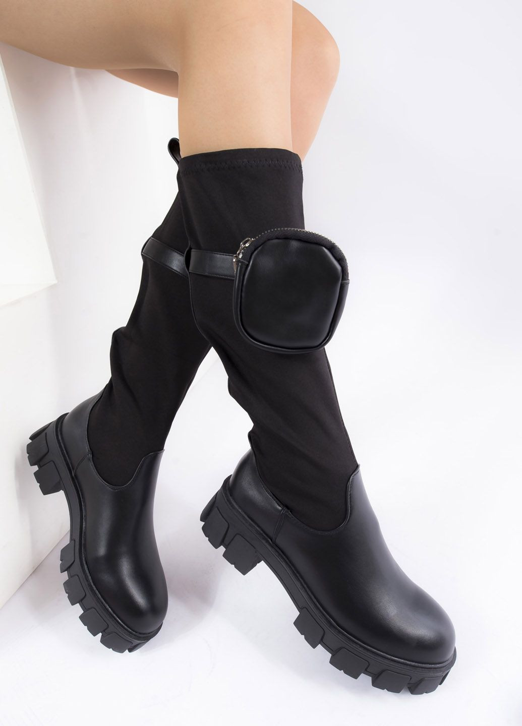 Осенние сапоги женские Gollmony