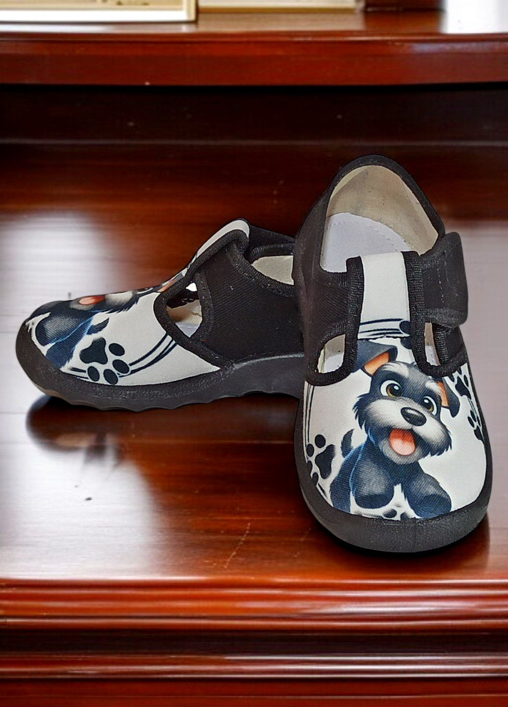 Черные ортопедические тапочки на липучке для мальчика Waldi