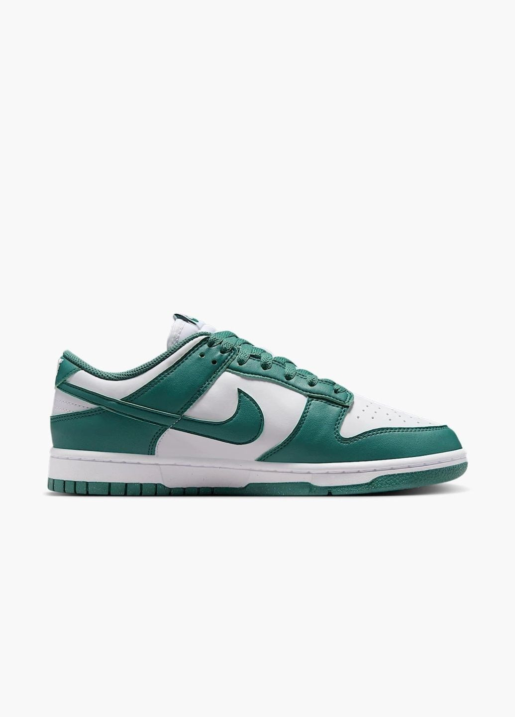 Кроссовки женские Dunk Low White/Green DD1873-107 Nike белые (335013265)