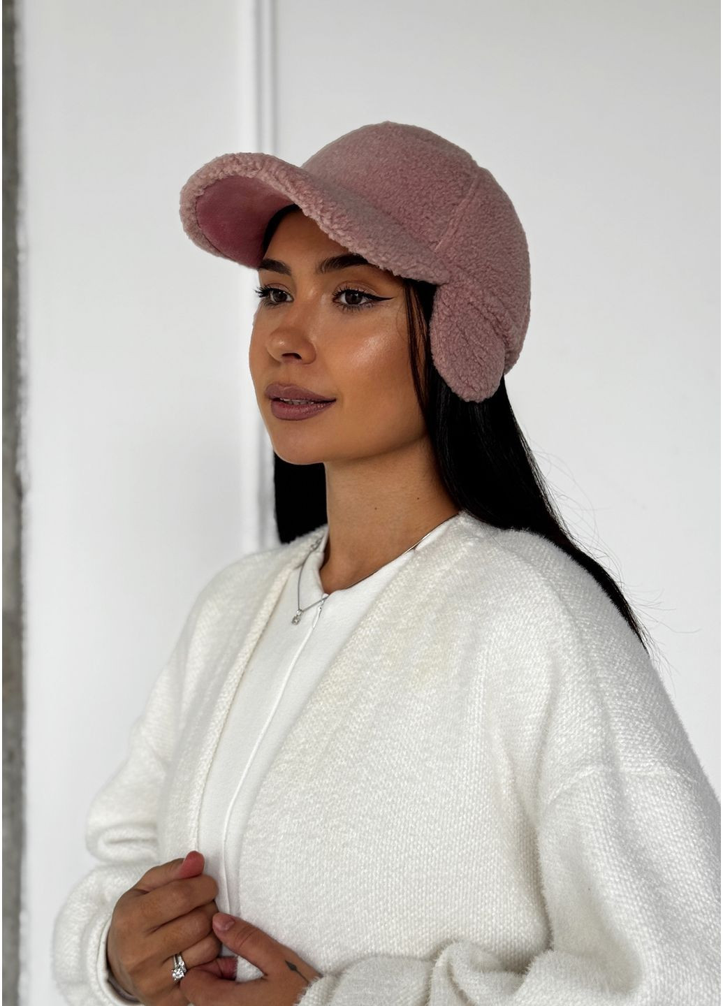 Тепла жіноча кепка з вушками InFashion Кепка (366820540)