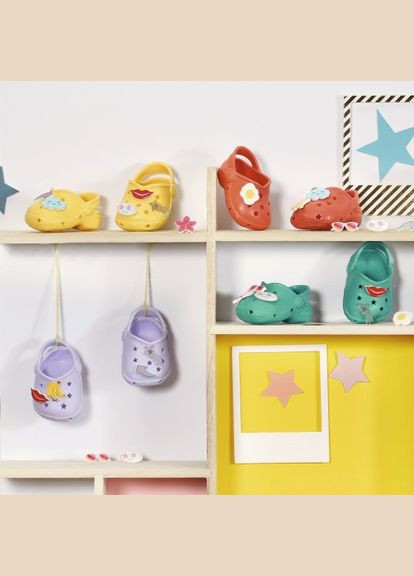 Взуття для ляльки САНДАЛІ ЗІ ЗНАЧКАМИ (на 43 cm, зелені) BABY born (315153721)