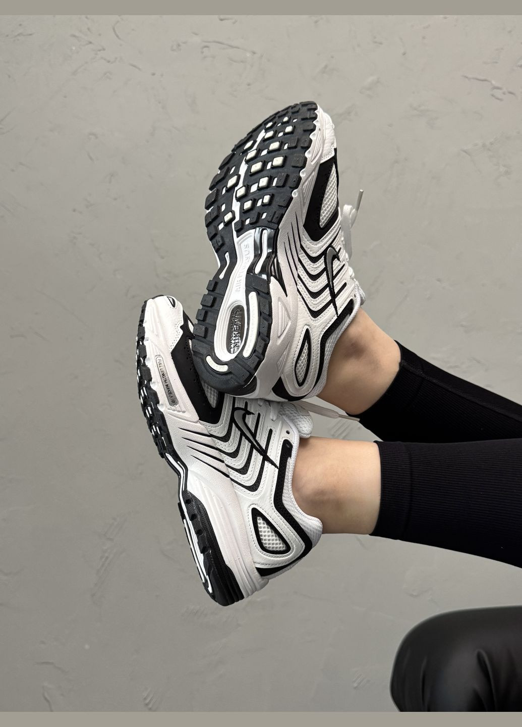 Кросівки жіночі і чоловічі Nike Air Pegasus 2K5 black white | Найк Аір Пегасус 2K5 чорно-білі No Brand чорно-білі демісезони (316091175)