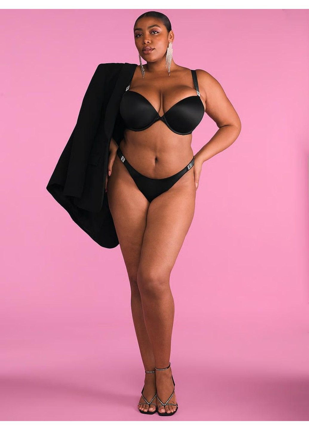 Трусики-стрінги люксові зі стразами Scattered Shine Strap Smooth Thong Panty чорні Victoria's Secret (350197292)