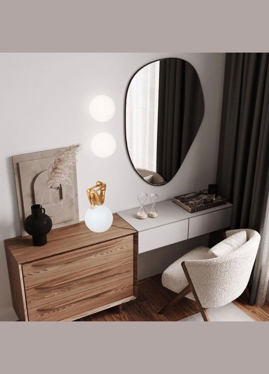 Настольная лампа/ночник с девушкой на 30см шаре "Lady" (999-002 GD) No Brand (370072398)