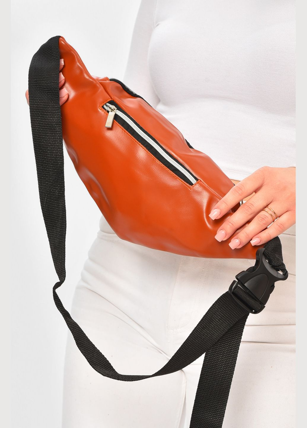 Бананка жіноча коричневого кольору Let's Shop (335007415)