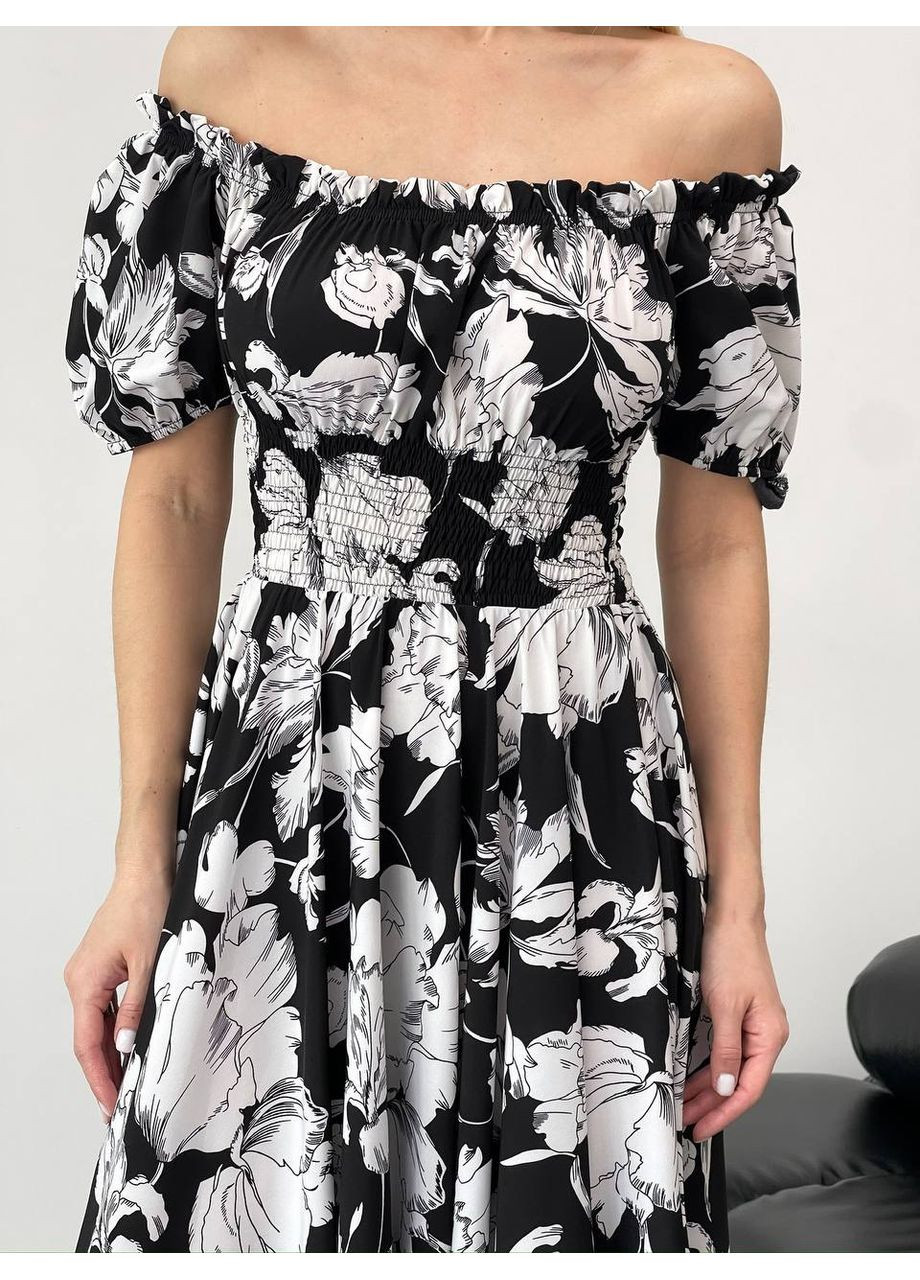 Чорно-білий святковий, повсякденний, вечірня, пляжна, кежуал жіноча довга сукня з відкритими плечима Vakko з квітковим принтом