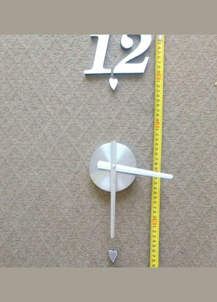 Годинник настінний дзеркальний до 80см срібні Цифри арабські сердечка 3D Б230-27' No Brand (302242225)