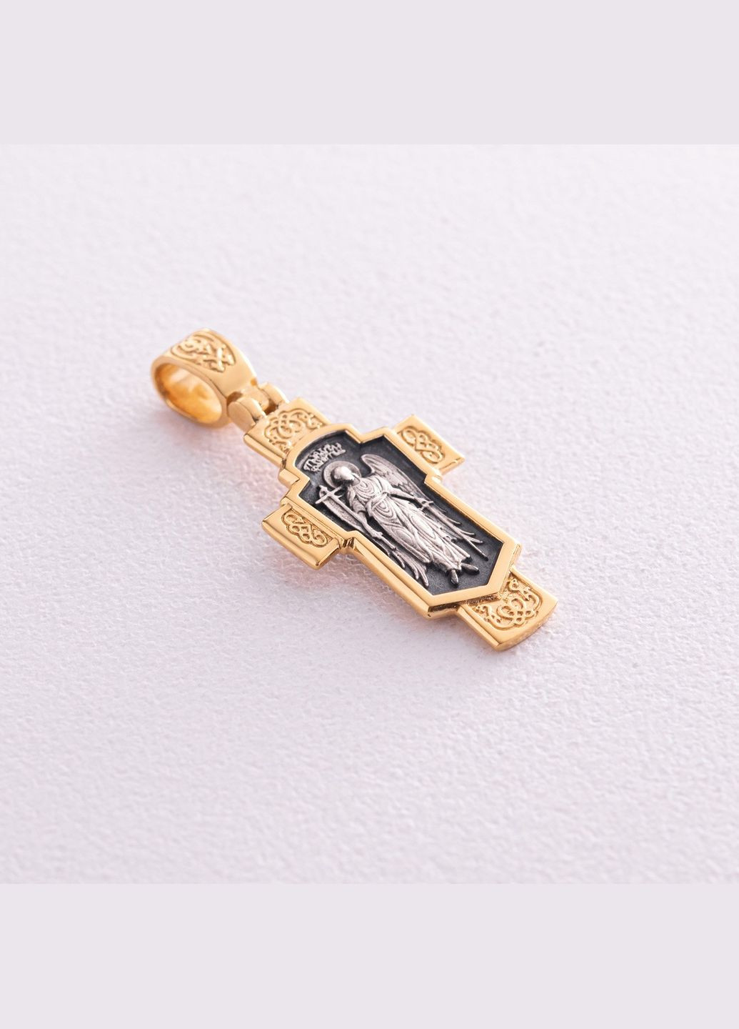 Серебряный крестик (чернение, позолота) 131971 Oniks (264023548)