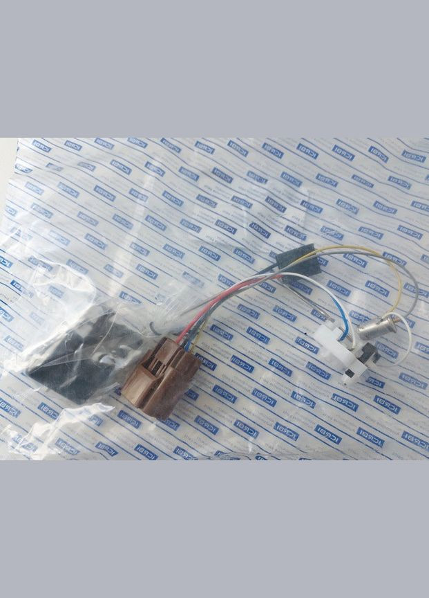 Датчик бензобака Ланос з індикатором резерву ( ) 96388930 CRB (361026203)