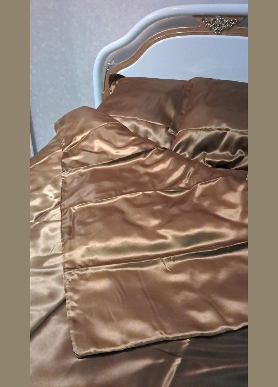 Атласна постільна білизна Сімейний Коричневий 150 x 210 з простирадлом на гумці (141401-03) No Brand (348095363)