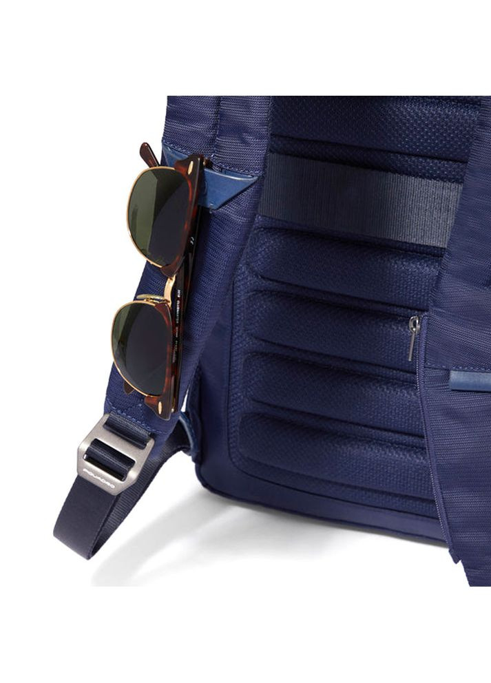 Рюкзак для ноутбука Nevet (W132) Green CA6488W132_VE Piquadro (372668568)