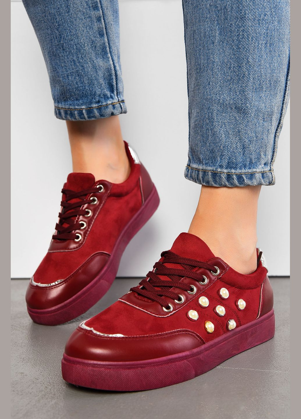 Кроссовки женские бордового цвета на шнуровке Let's Shop бордовые демисезоны (313399647)