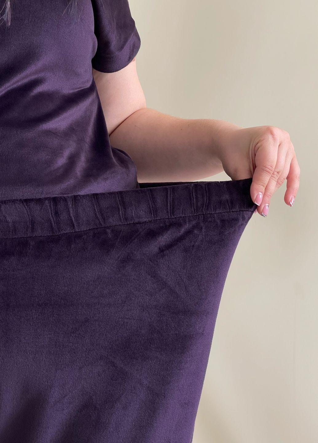 Фиолетовая всесезон велюровая пижама с широкими штанами и кофтой с длинными рукавами свитшот + брюки Merlini Капрі