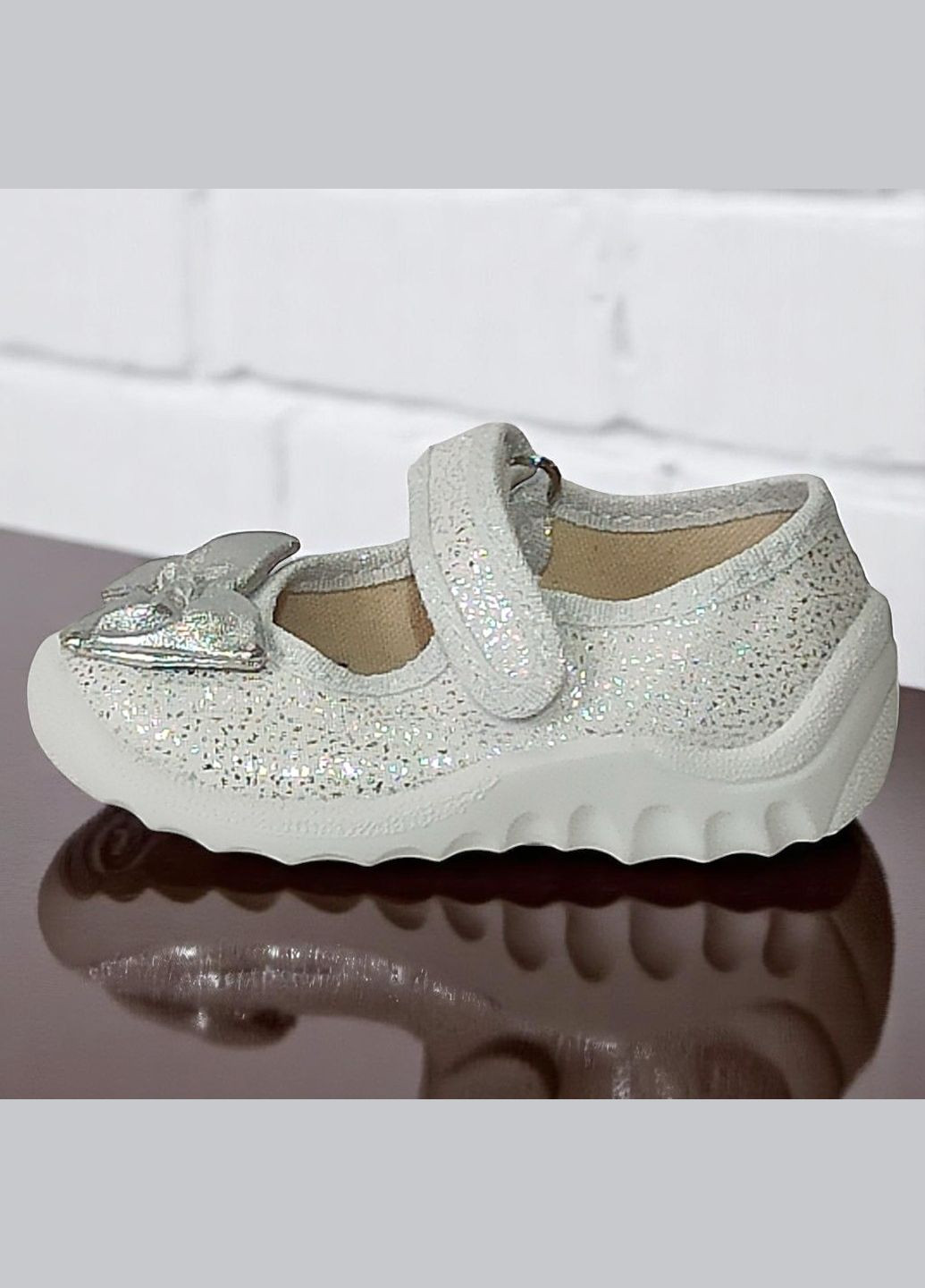 Ортопедичні тапочки капчики на липучці для дівчинки змінне взуття в садочок Валді Waldi (332183204)