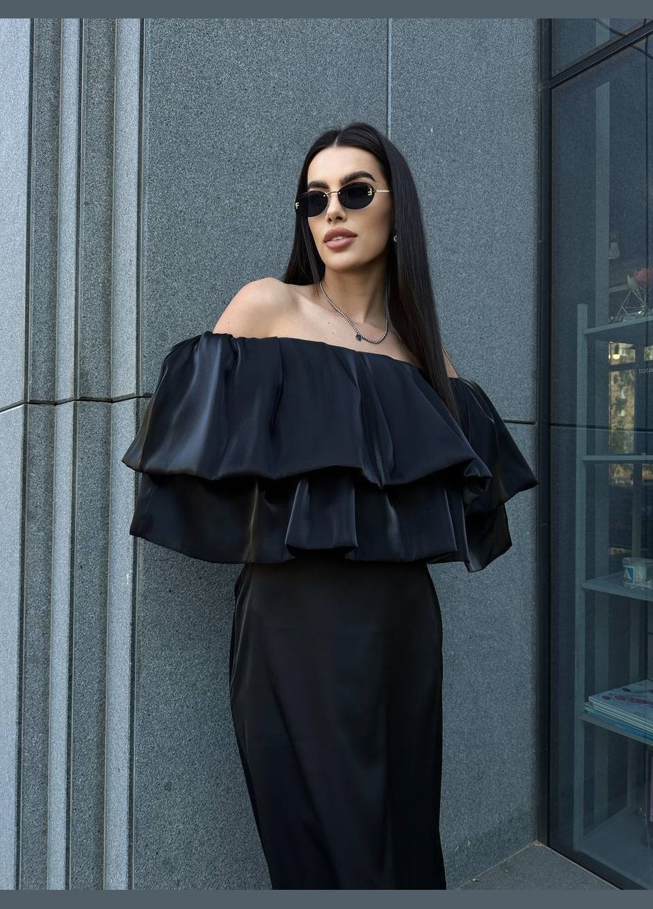 Жіночий топ з відкритими плечима та об'ємними воланами MonCher (331605815)