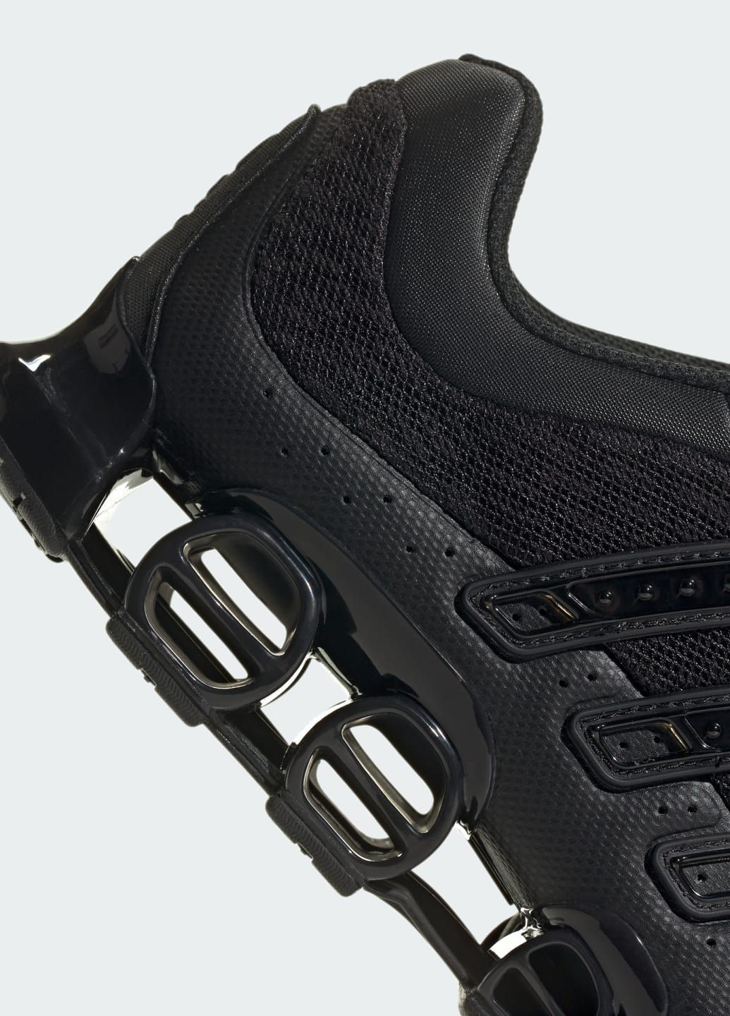 Чорні літні кросівки megaride adidas