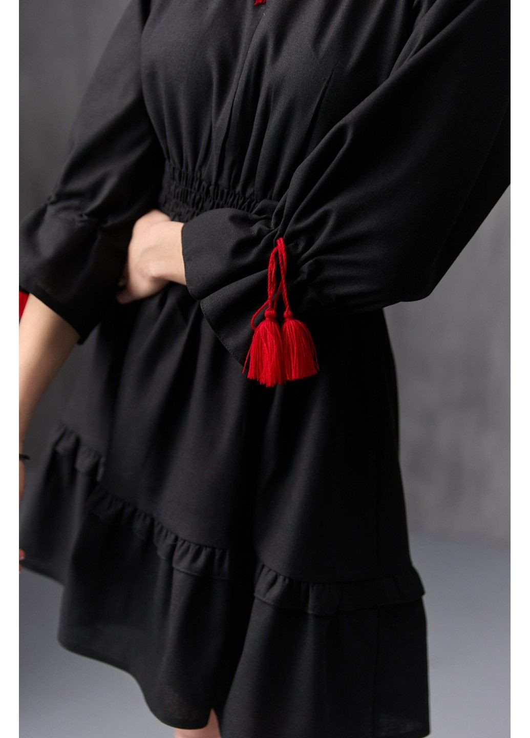 Черное платье лен мини в национальном стиле черное Bessa