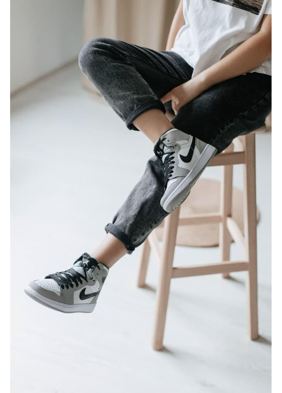 КРОССОВКИ ЖЕНСКИЕ NIKE AIR JORDAN 1 MID LIGHT SMOKE GREY НАЙК АИР ДЖОРДАН СЕРЫЕ No Brand серые демисезоны (390381264)