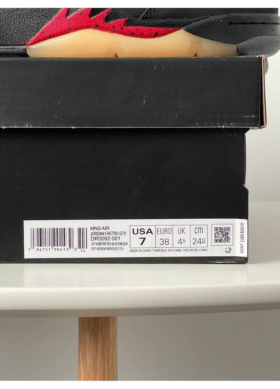 Кросівки жіночі і чоловічі Nike Air Jordan 5 Retro Off Noir Gore-Tex | Найк Джордан 5 Ретро чорні No Brand чорні демісезони (361784334)