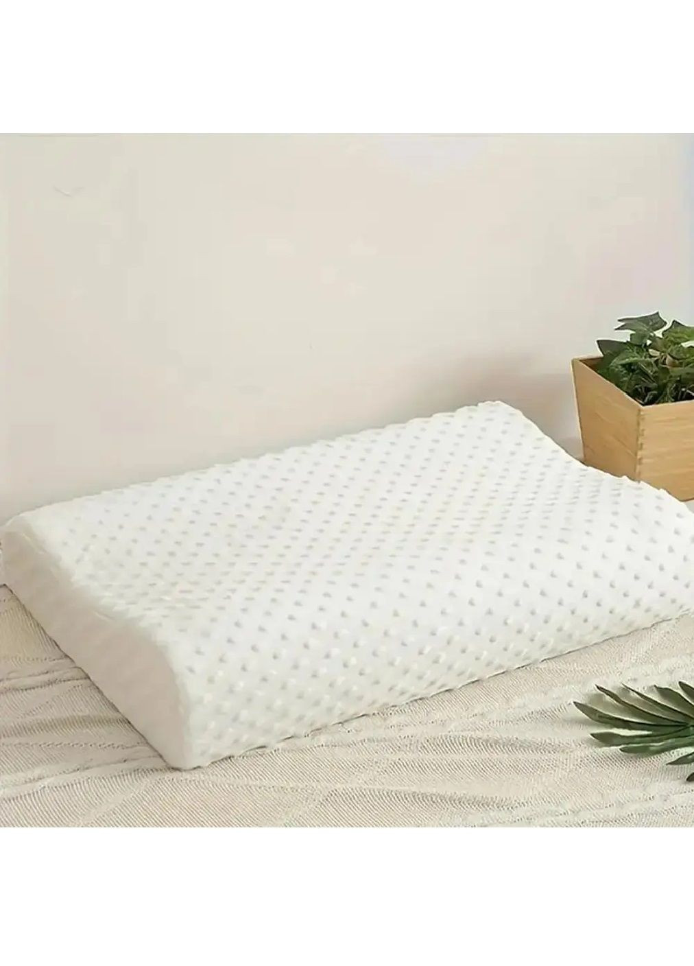 Ортопедична подушка середньої жорсткості з ефектом пам'яті для сну зниження навантаження на хребет 50х28х7 см (480765-Prob) Unbranded (341770906)