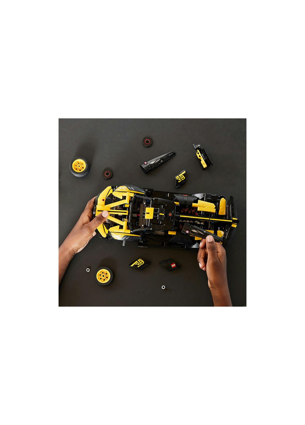 Technic Bugatti Bolide 905 деталей (42151) Lego (304055527)