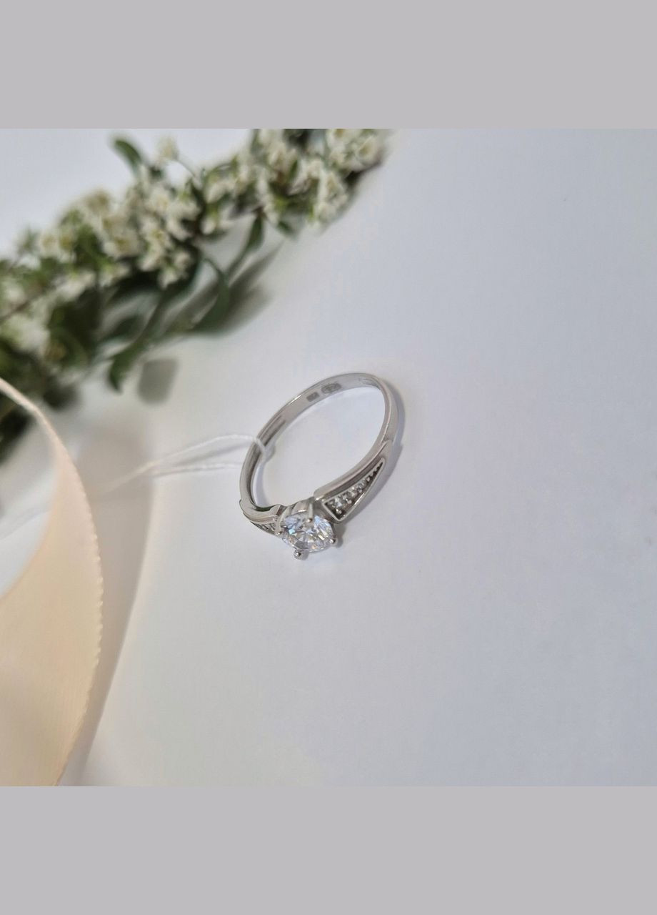 Серебряное кольцо с Белыми камнями размер серебро 925 пробы Родированное 1547к 1.18г No Brand (329189902)