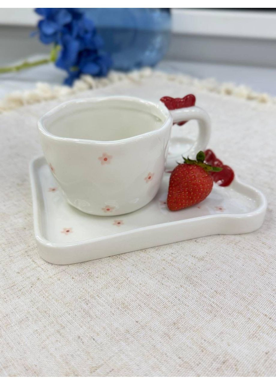 Елегантна керамічна чашка з блюдцем 220 мл «Червоні банти» — стиль для святкового настрою OSM (365549083)