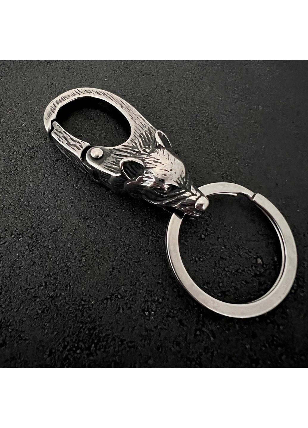 Готичний брелок вовк для ключів з нержавіючої медичної сталі KC-012 No Brand (299008414)