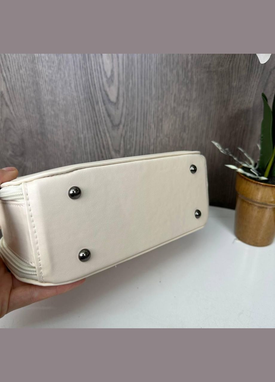 Женская мини сумочка на плечо каркасная Молочный No Brand (298996834)