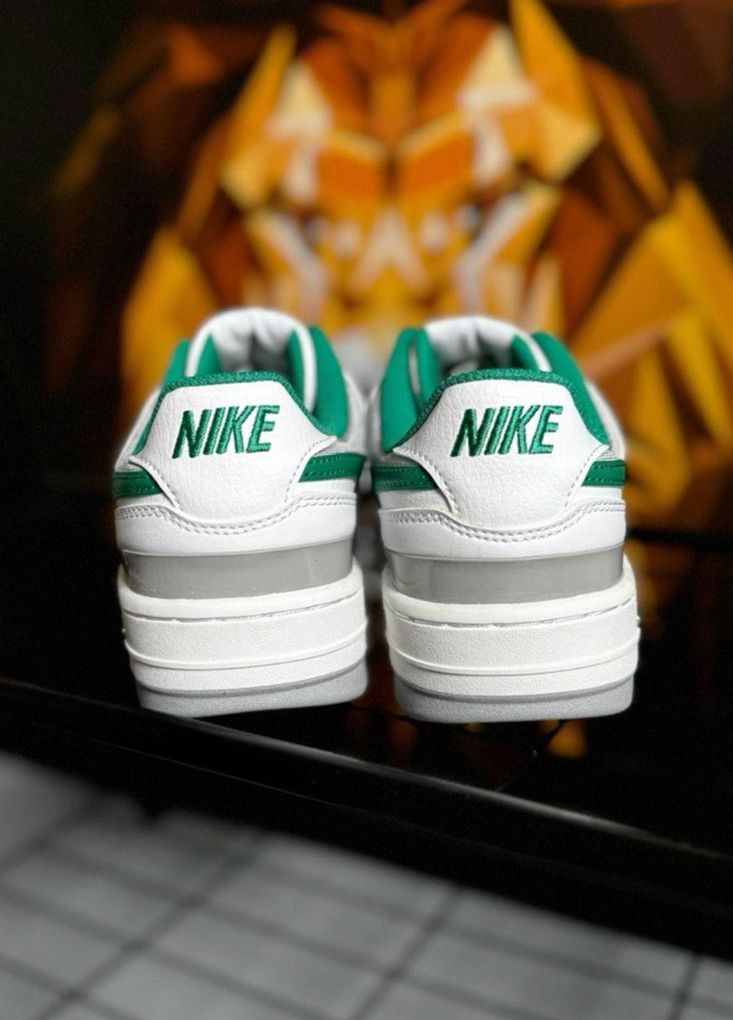 Белые всесезонные кроссовки Nike Gamma Force