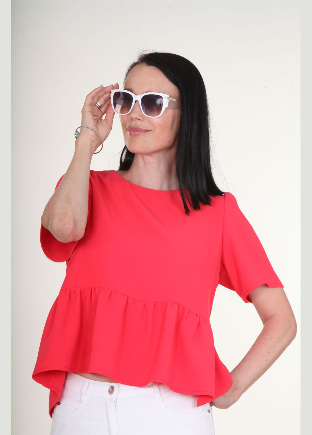 Красная блуза Парада