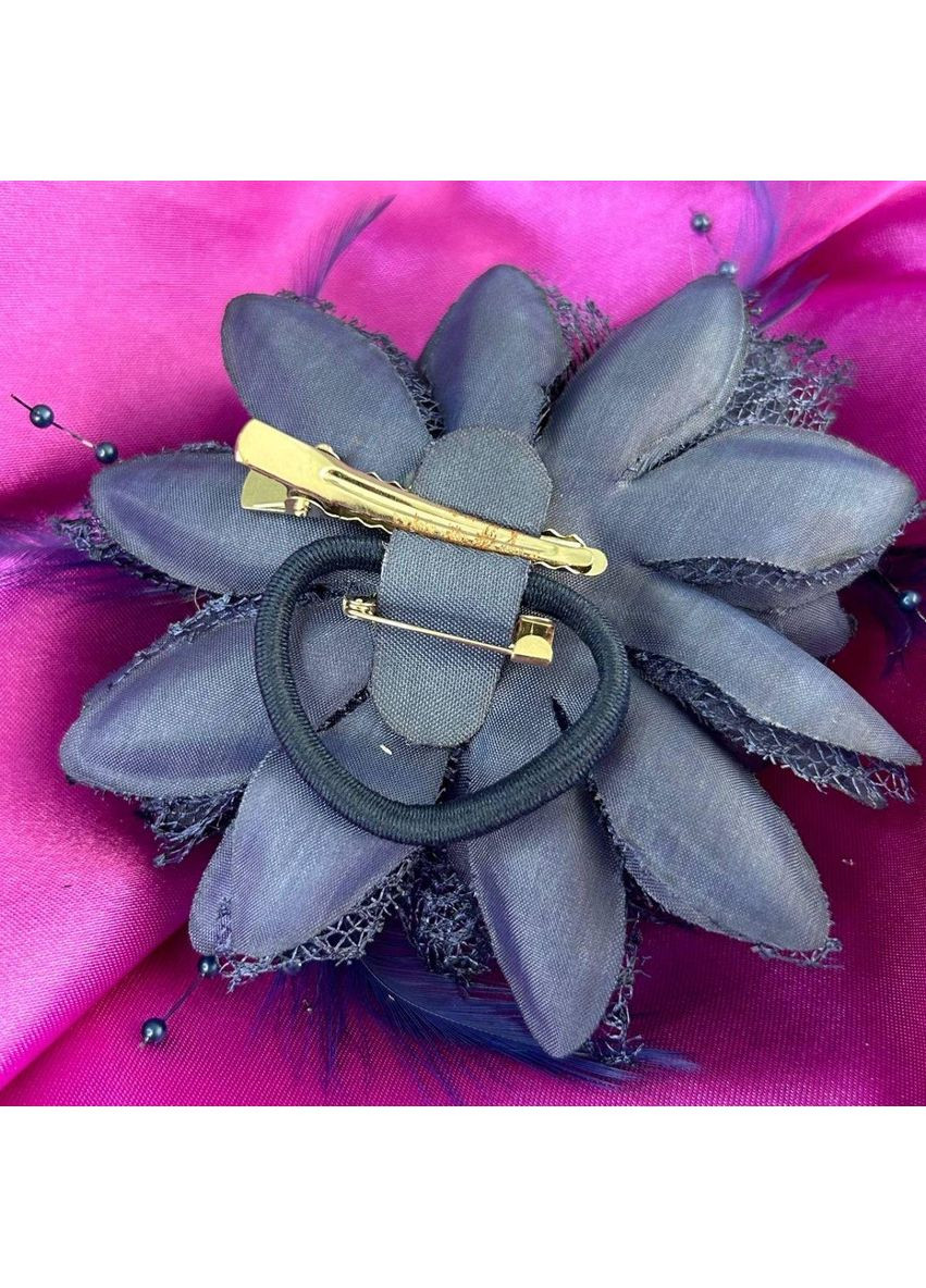 Брошка квітка з пір'ям 9 см, тканина - синій Plus-plus (352751831)