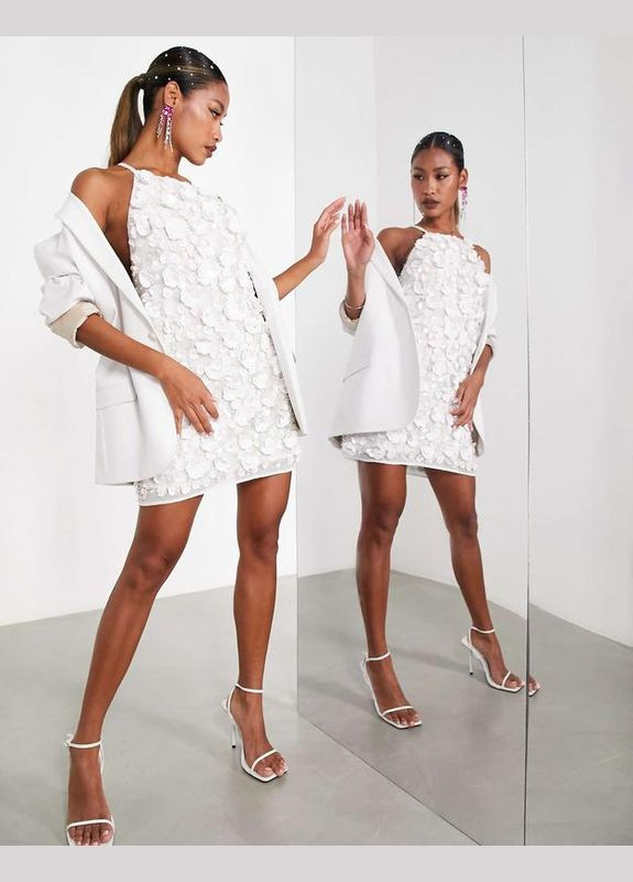 Белое платье мини с нашитыми 3d цветами Asos