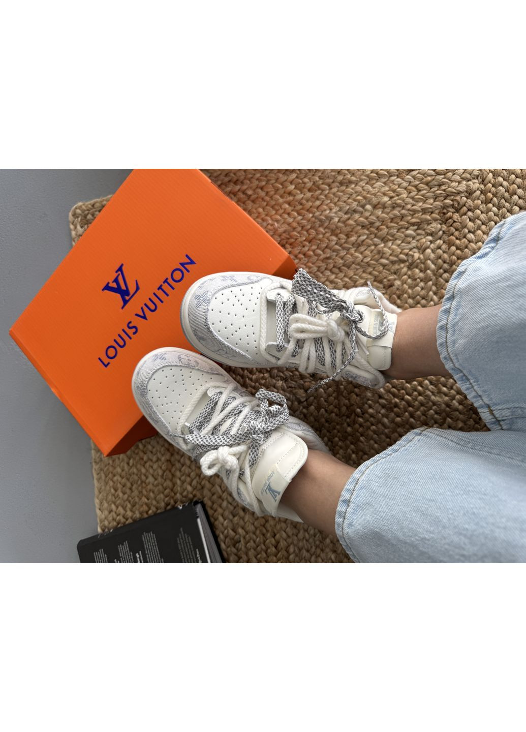 Кросівки жіночі і чоловічі Nike SB Dunk Low x Louis Vuitton White Blue | Найк СБ Данк низькі білі демісезони (370604369)