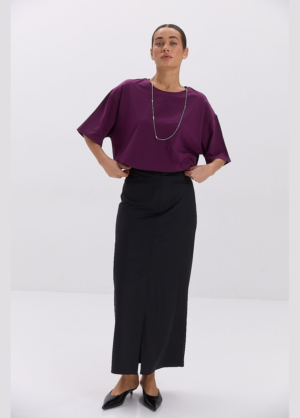 Женская oversize футболка коричневого цвета Arjen - (317233876)