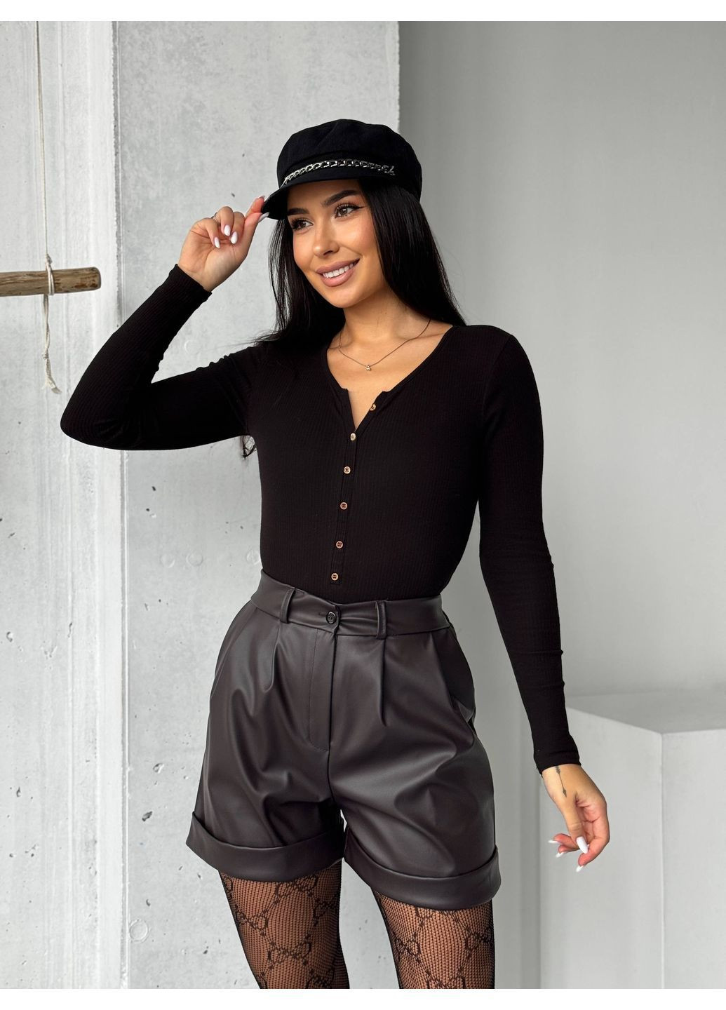 Шорты 198 эко кожа, с карманами, сзади резинка Україна (369580659)