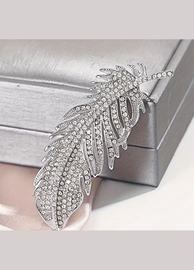 Брошка Серебристое перо в стразах No Brand (329184910)