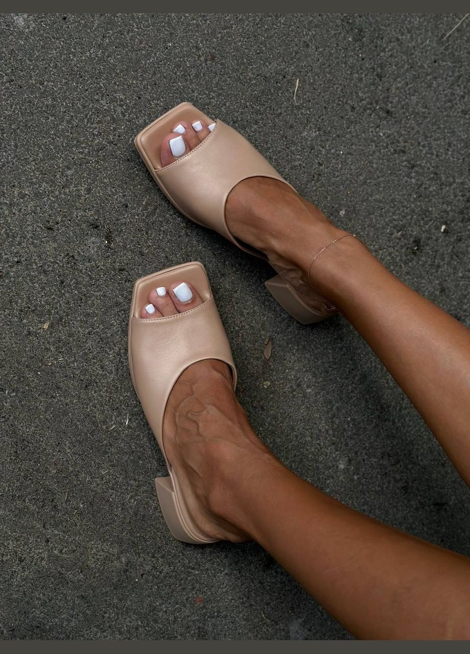 Бежевые шьопанцы кожаные No Brand