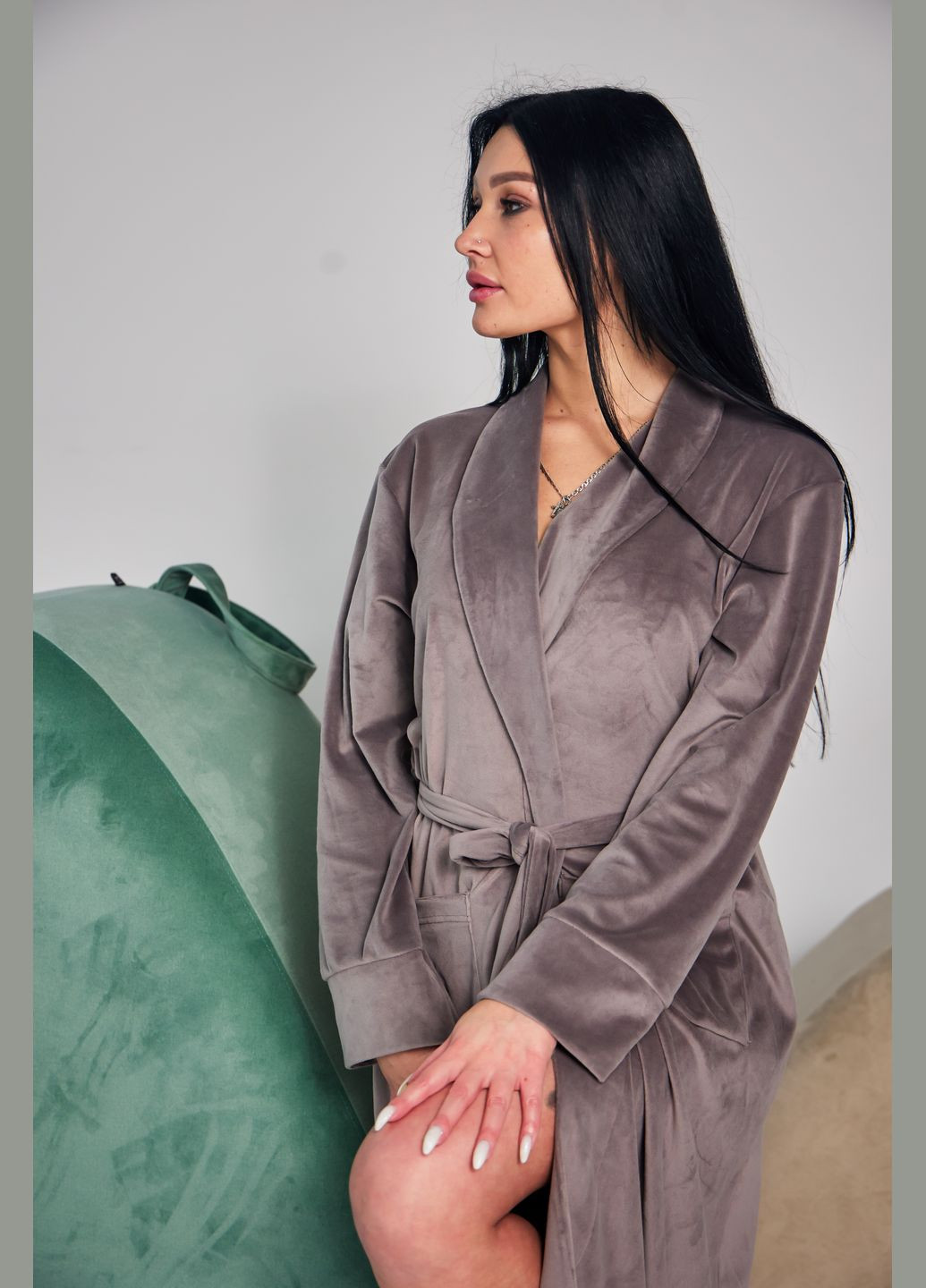 Халат довгий велюровий жіночий на запах No Brand халат (316261742)