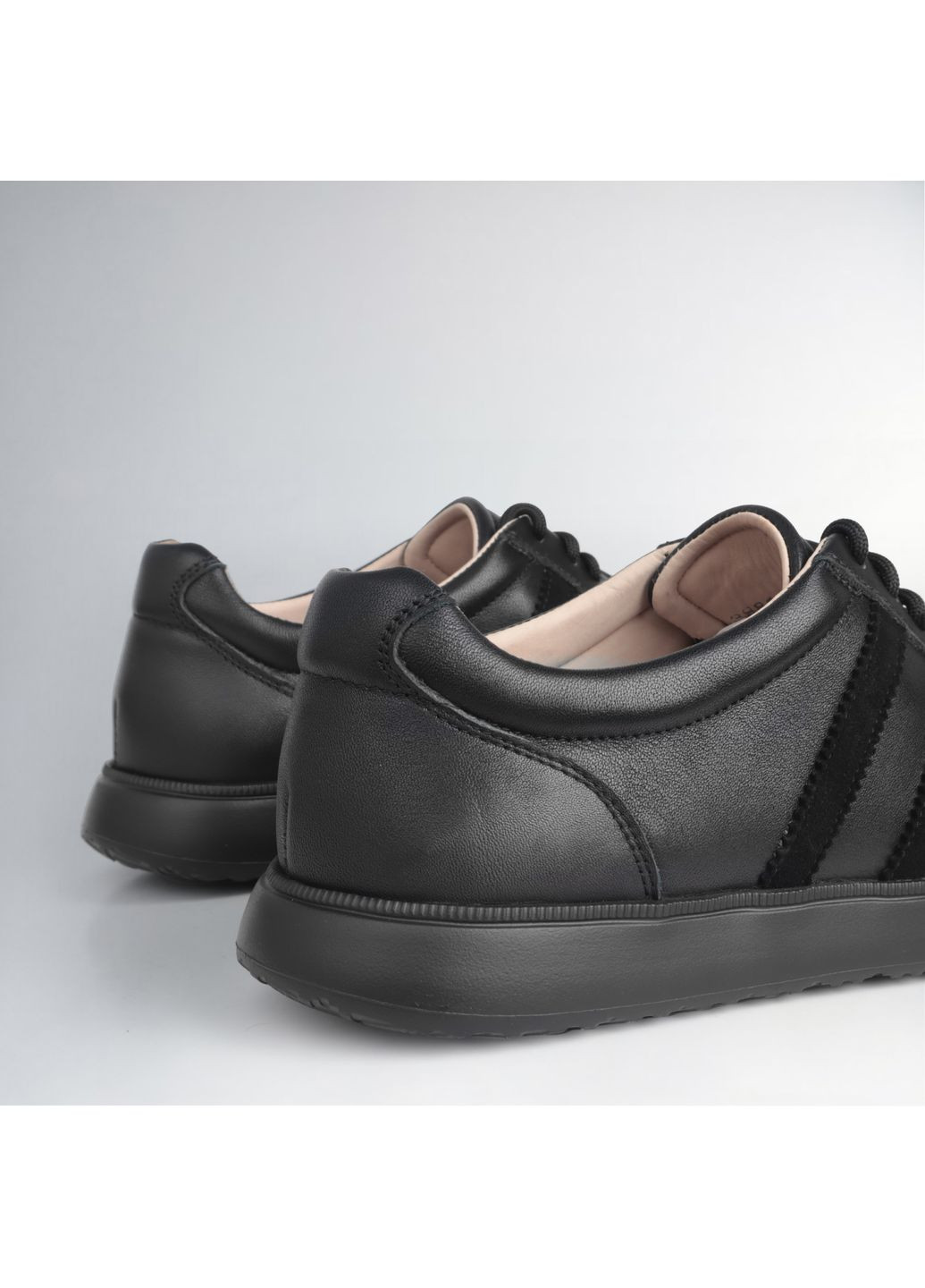 Чорні анатомічні кеди жіночі Faber