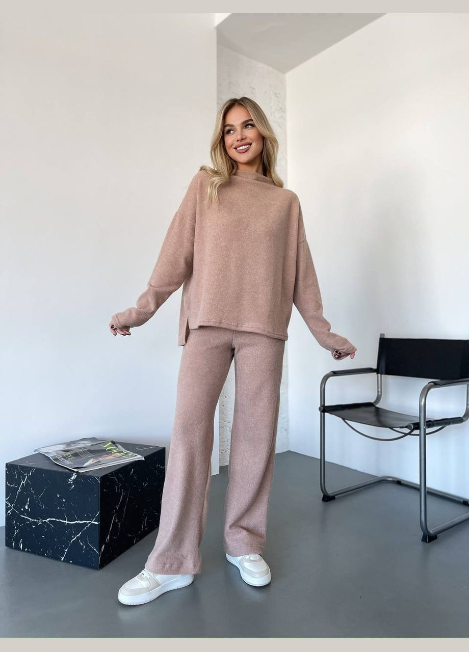 Костюм жіночий з прямими штанами та кофтою No Brand (315589253)