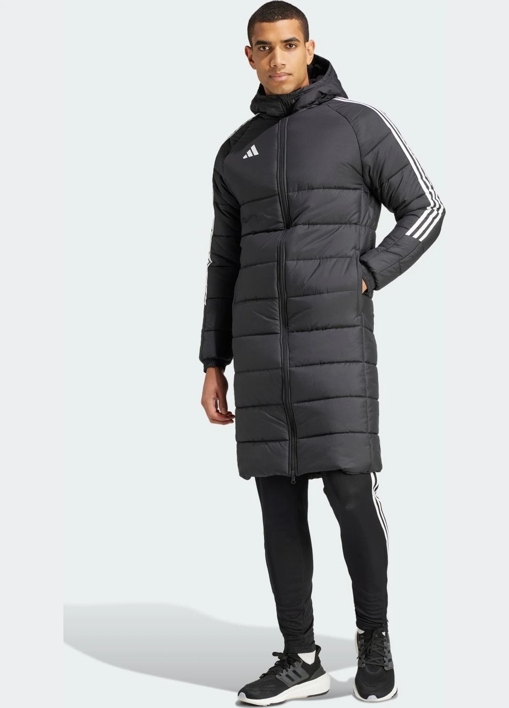 Чорна демісезонна куртка tiro 24 long adidas