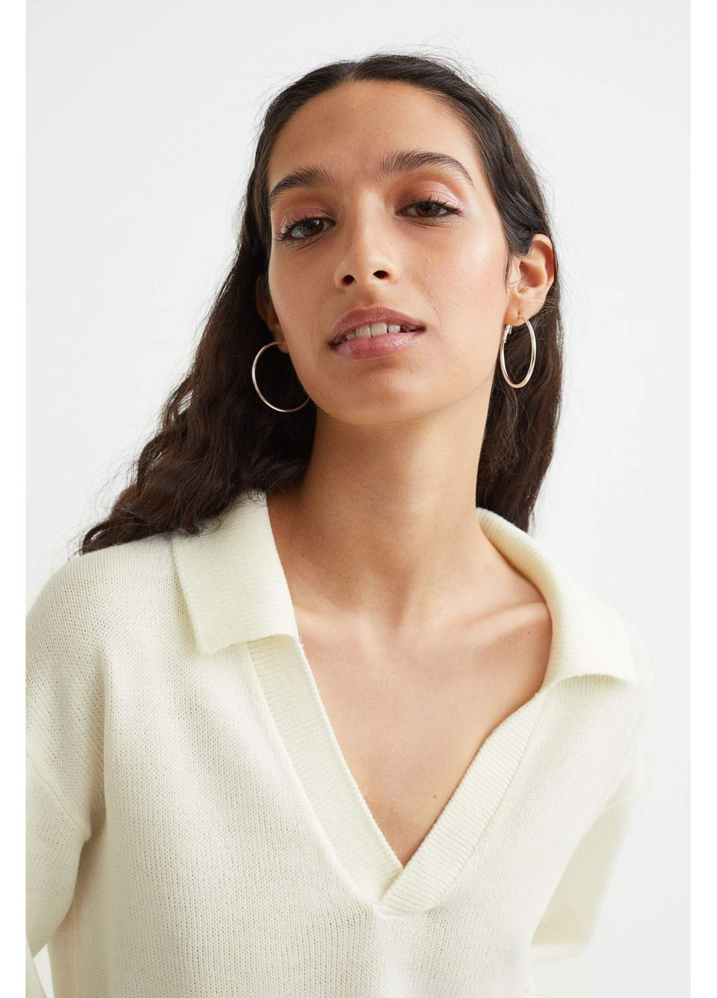 Молочный демисезонный свитер-поло H&M