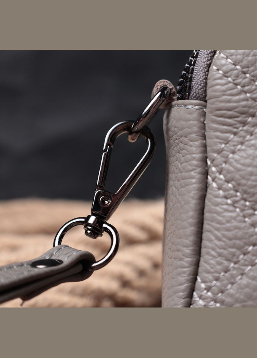 Зручна сумка жіноча прошита ромбами на лицьовій стороні з натуральної шкіри сірий 19,5х12,5х7 см 22810 Vintage (329197968)