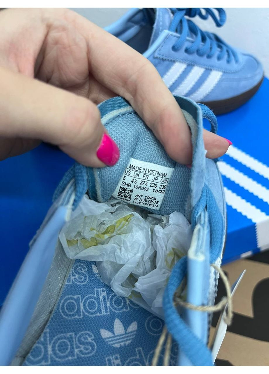 Блакитні всесезонні кросівки spezial blue adidas