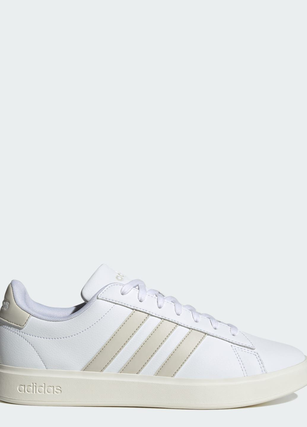 Белые всесезонные кроссовки grand court cloudfoam comfort adidas