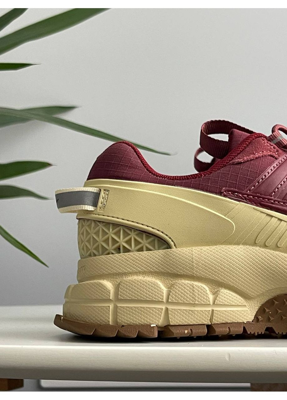 Кросівки жіночі Nike Zoom Vomero Roam Team Red | Найк Еір Зум Вомеро Роам червоні No Brand червоні демісезони (361081626)