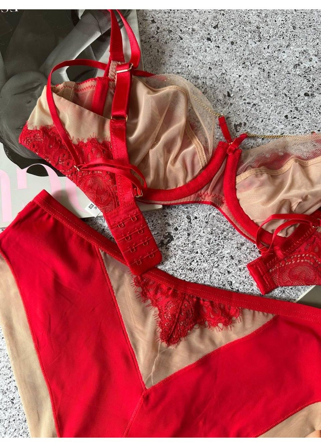 Красный комплект нижнего белья красный Lanny Mode