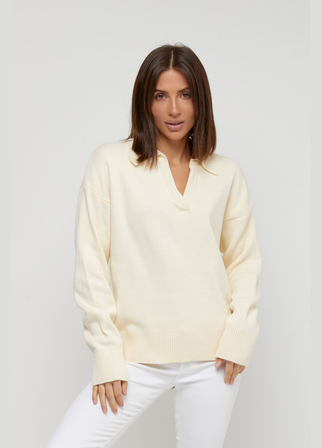 Молочний демісезонний в'язаний жіночий джемпер з коміром поло (-sviter-243) MarSe