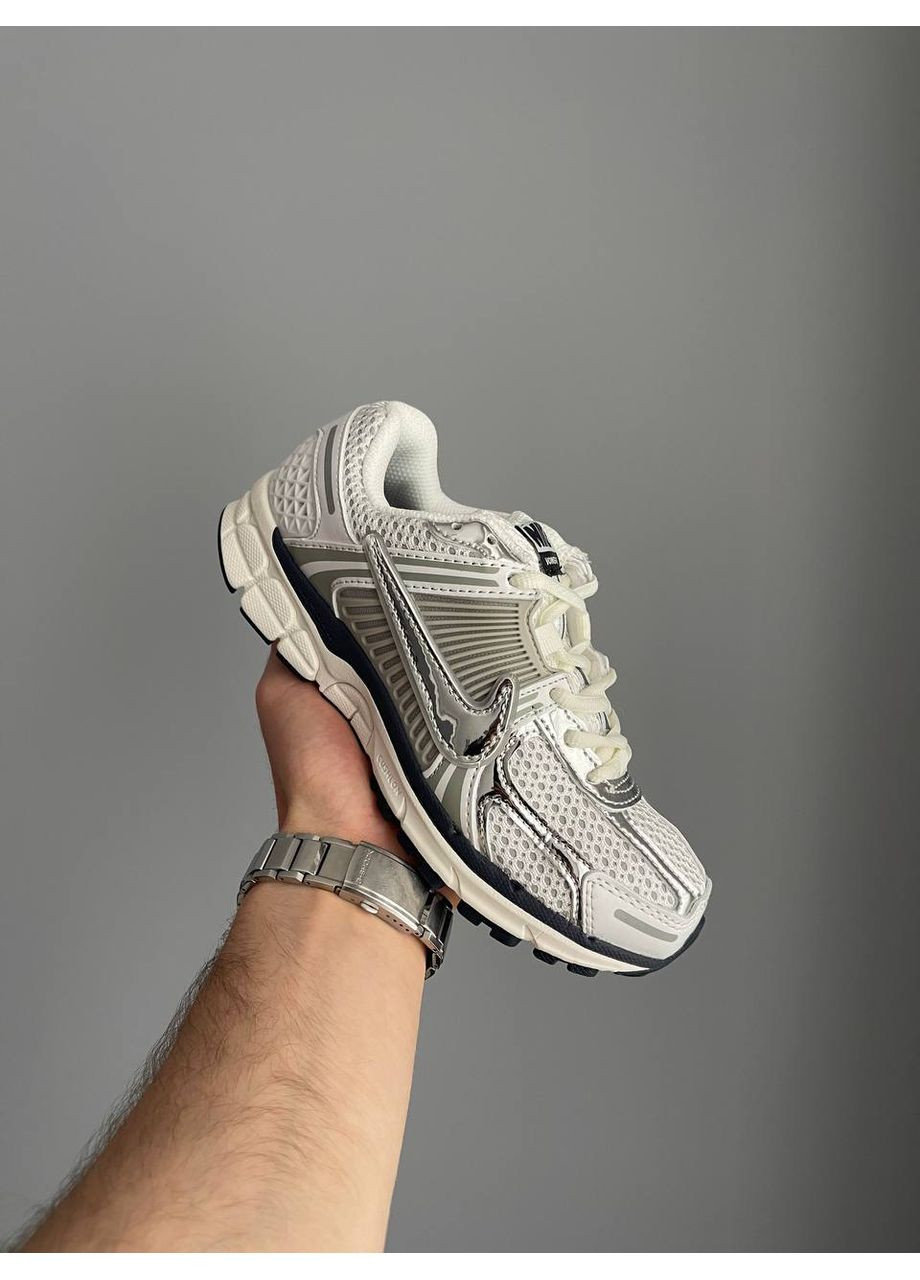 Кроссовки женские и мужские Nike Air Zoom Vomero 5 dust metallic silver gray | Найк Аир Зум Вомеро 5 серые No Brand серебряные демисезоны (355339597)